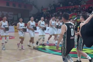 賽前硬菜鎮(zhèn)場！淳安隊(duì)打氧活魚開路當(dāng)先鋒，就問臨安兄弟夠不夠鮮